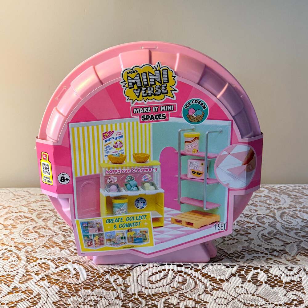 MGA Miniverse Make It Mini Spaces Ice Cream Happy Sun Creamery Set New